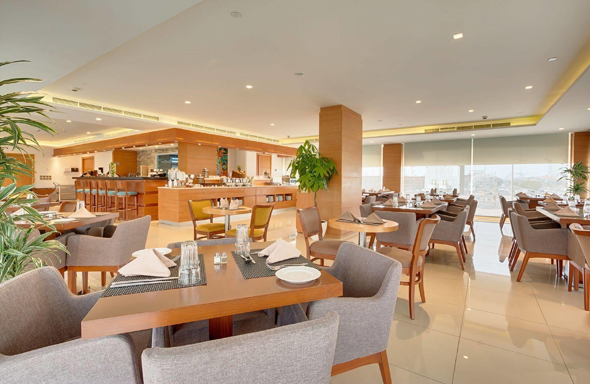 Spectrums Al Salamah Djeddah Extérieur photo